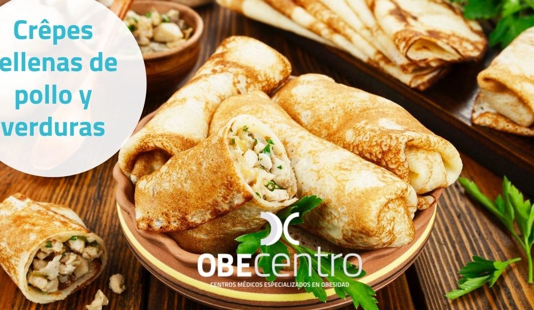 Crêpes saladas rellenas de pollo y verdura